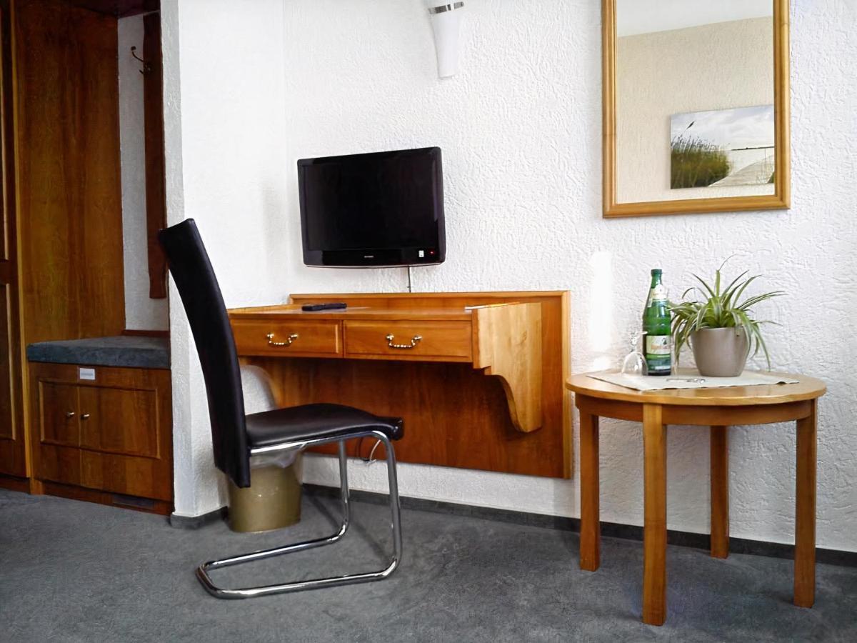 Hotel Burg Breuberg Höchst im Odenwald Esterno foto