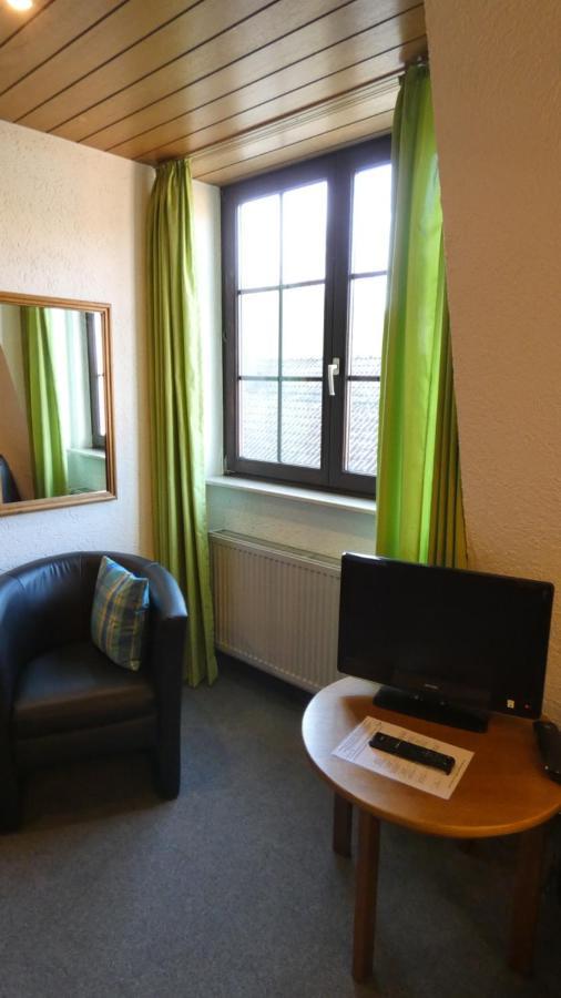 Hotel Burg Breuberg Höchst im Odenwald Esterno foto